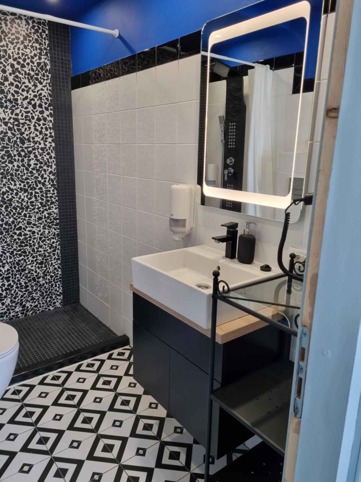Unirii Square Old Town Apartments Bucharest Room photo